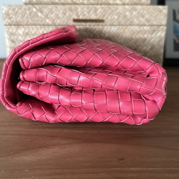 BOTTEGA VENETA Nappa Intrecciato Cosmetic Case in Barbie Pink - Picture 4 of 7